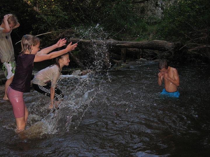 216 - Všichni si to potom pořádně užili.JPG